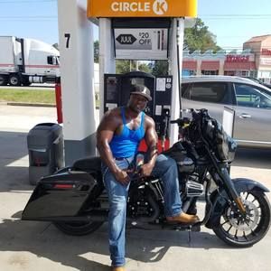 Meet your Posher, Benny